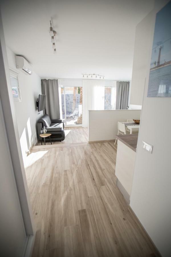Jandia Modern New Private Cosy Garden And Parking